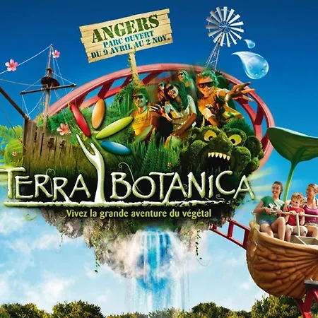 Familial 3 Chambres- La Fleche - Le Lude Дом отдыха *