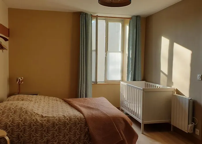 Familial 3 Chambres- La Fleche - Le Lude